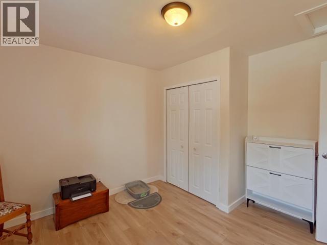 6974 TERRACE STREET, Powell River