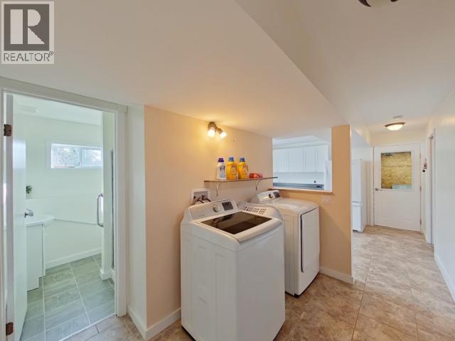 6974 TERRACE STREET, Powell River