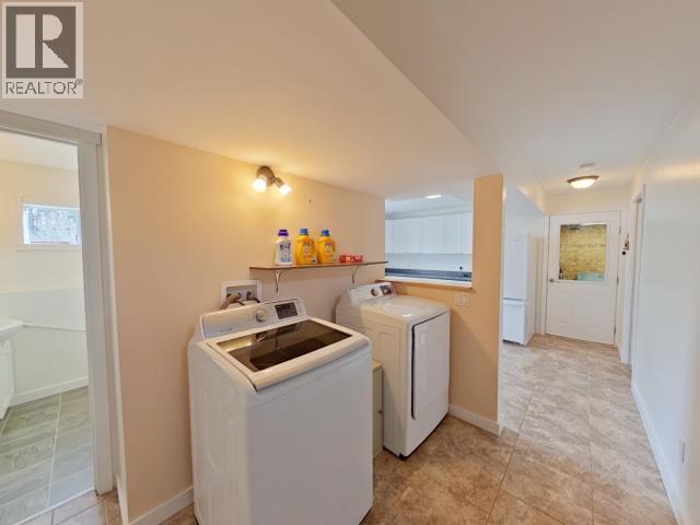 6974 TERRACE STREET, Powell River