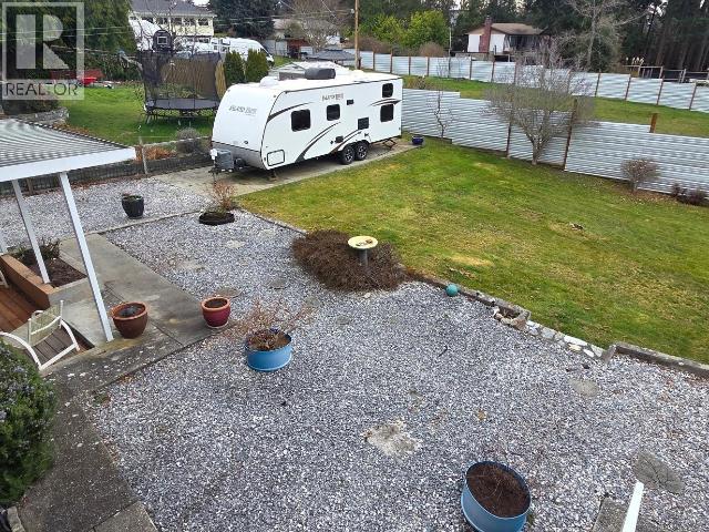 6974 TERRACE STREET, Powell River