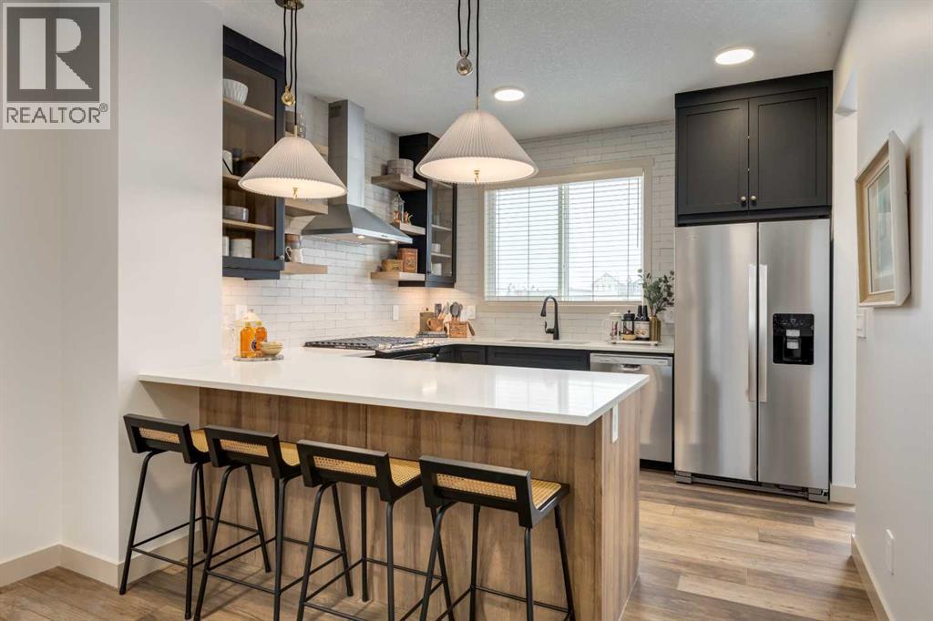 337 Creekside Drive SE, Calgary, Alberta