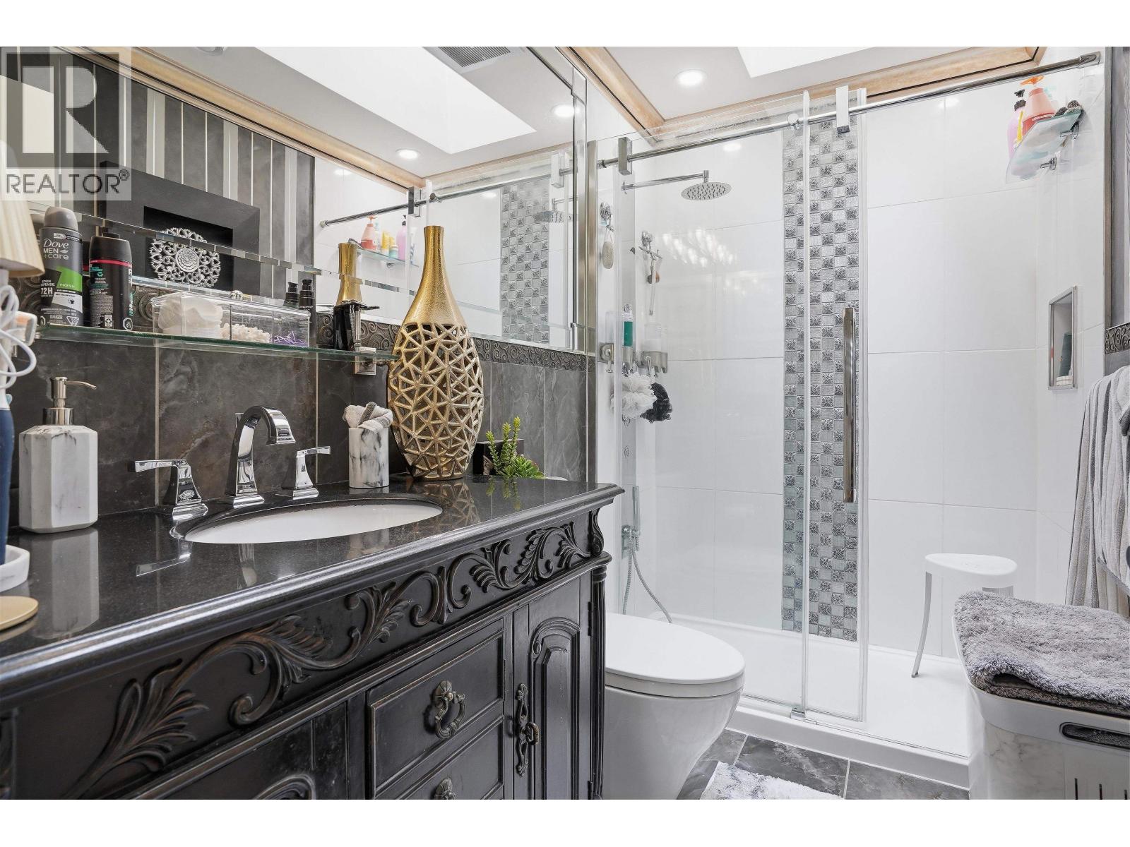 5957 FORGLEN DRIVE, Burnaby