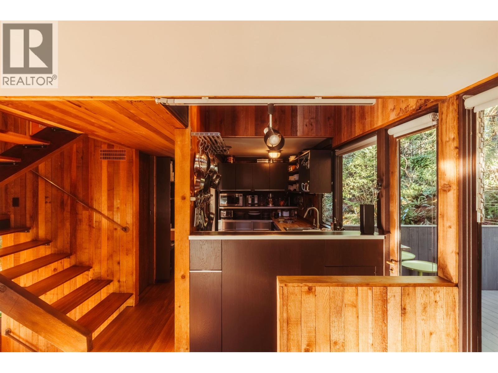 5757 TELEGRAPH TRAIL, West Vancouver