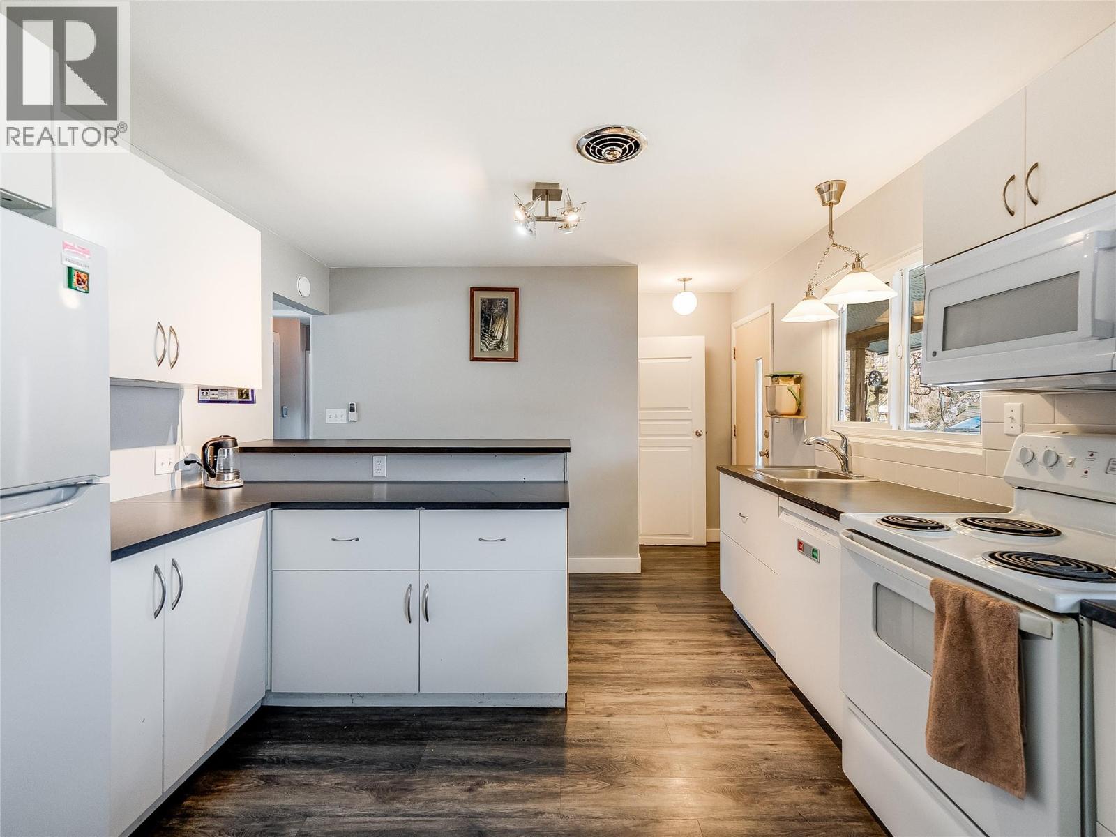 567 7th Avenue, Castlegar