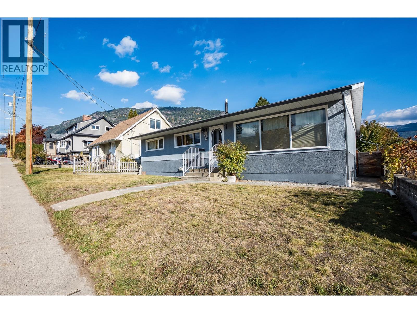 567 7th Avenue, Castlegar