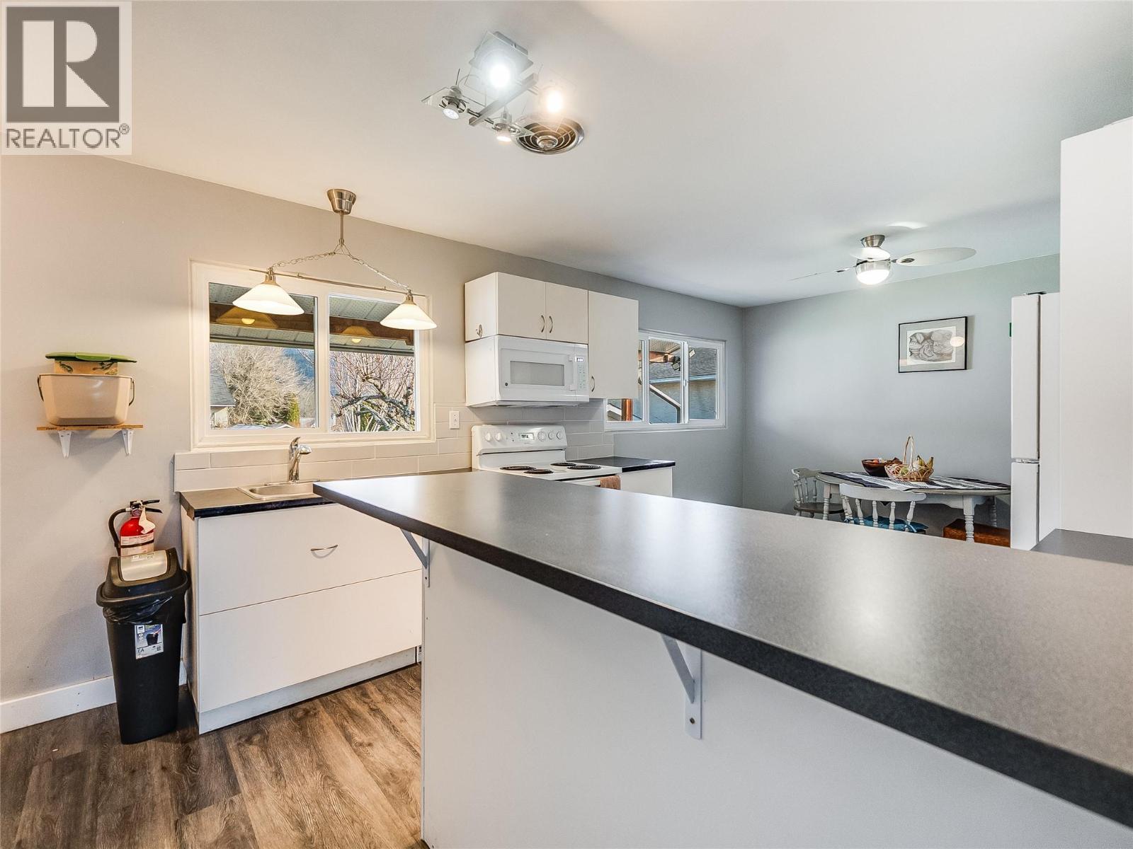 567 7th Avenue, Castlegar