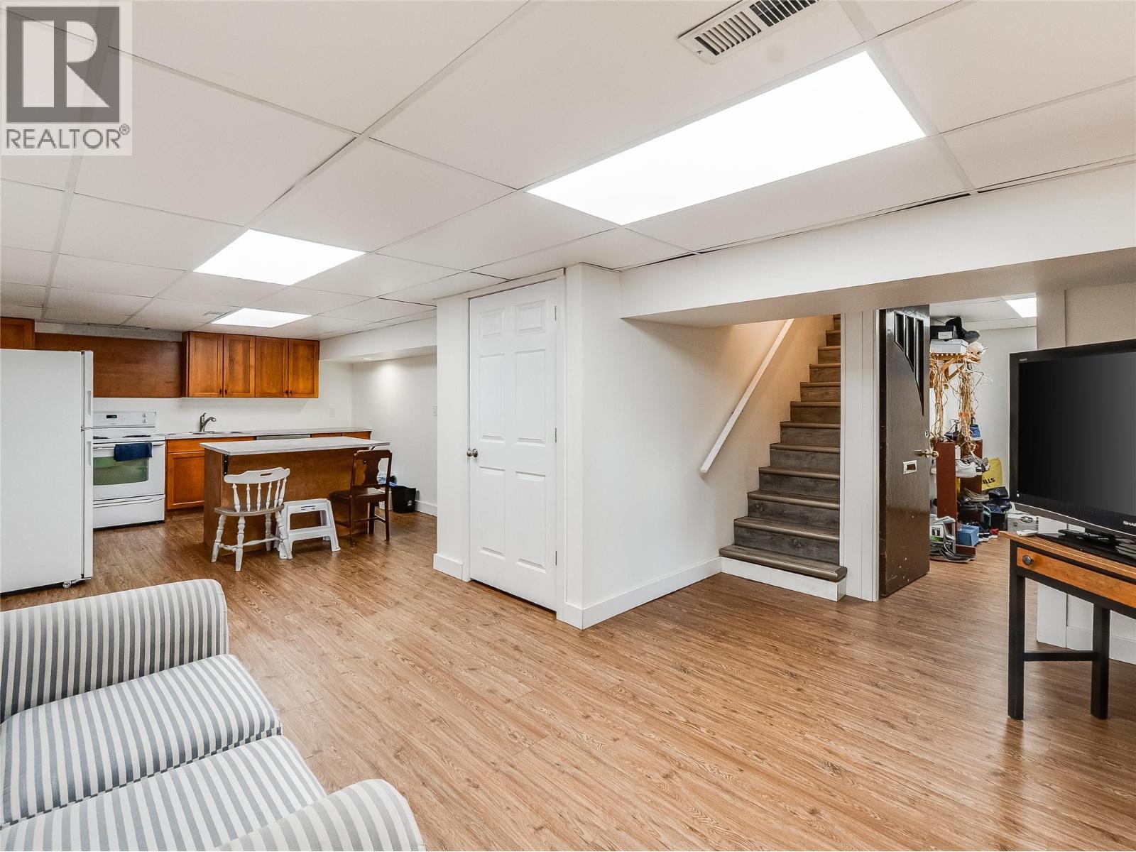 567 7th Avenue, Castlegar