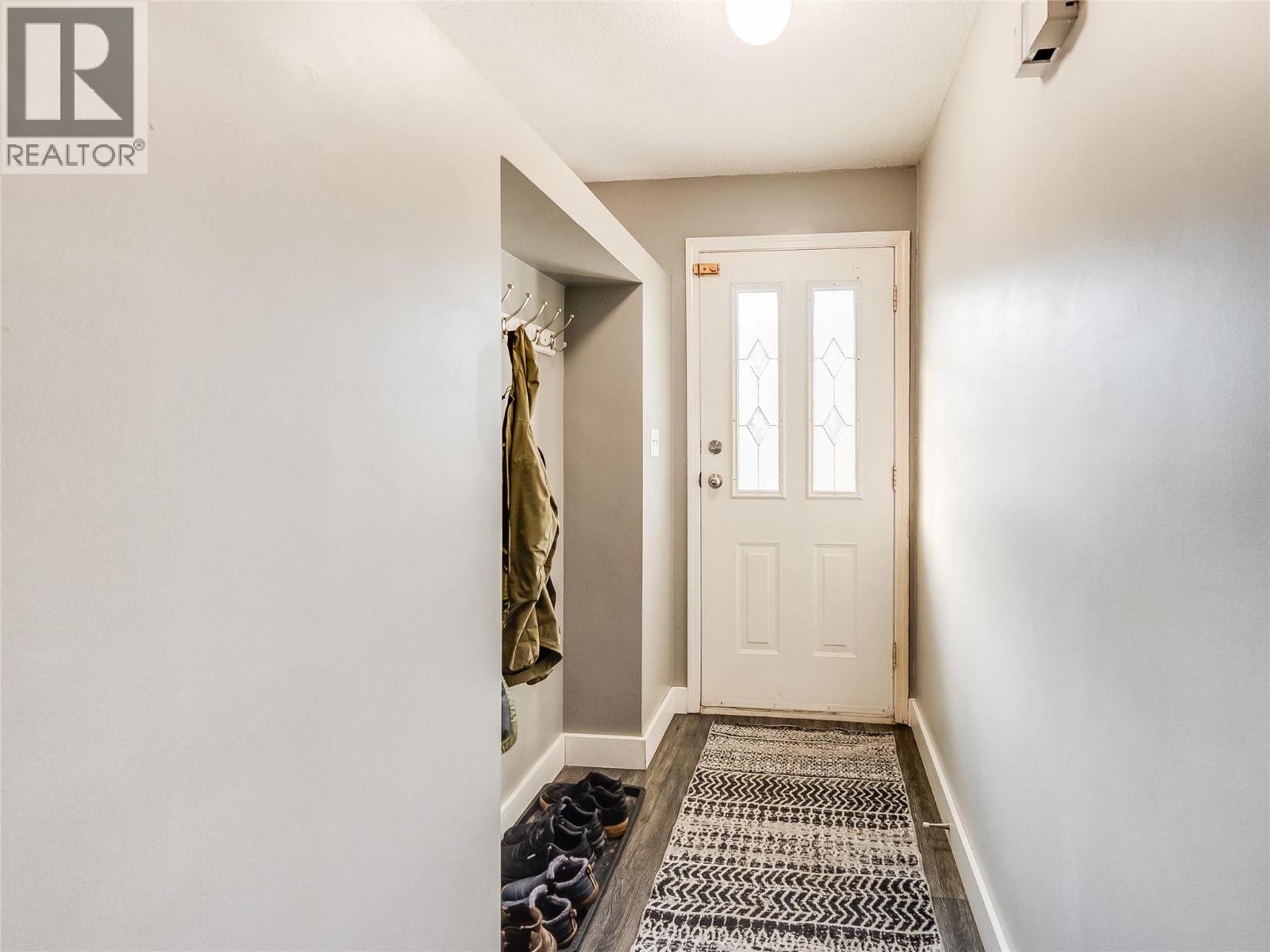 567 7th Avenue, Castlegar