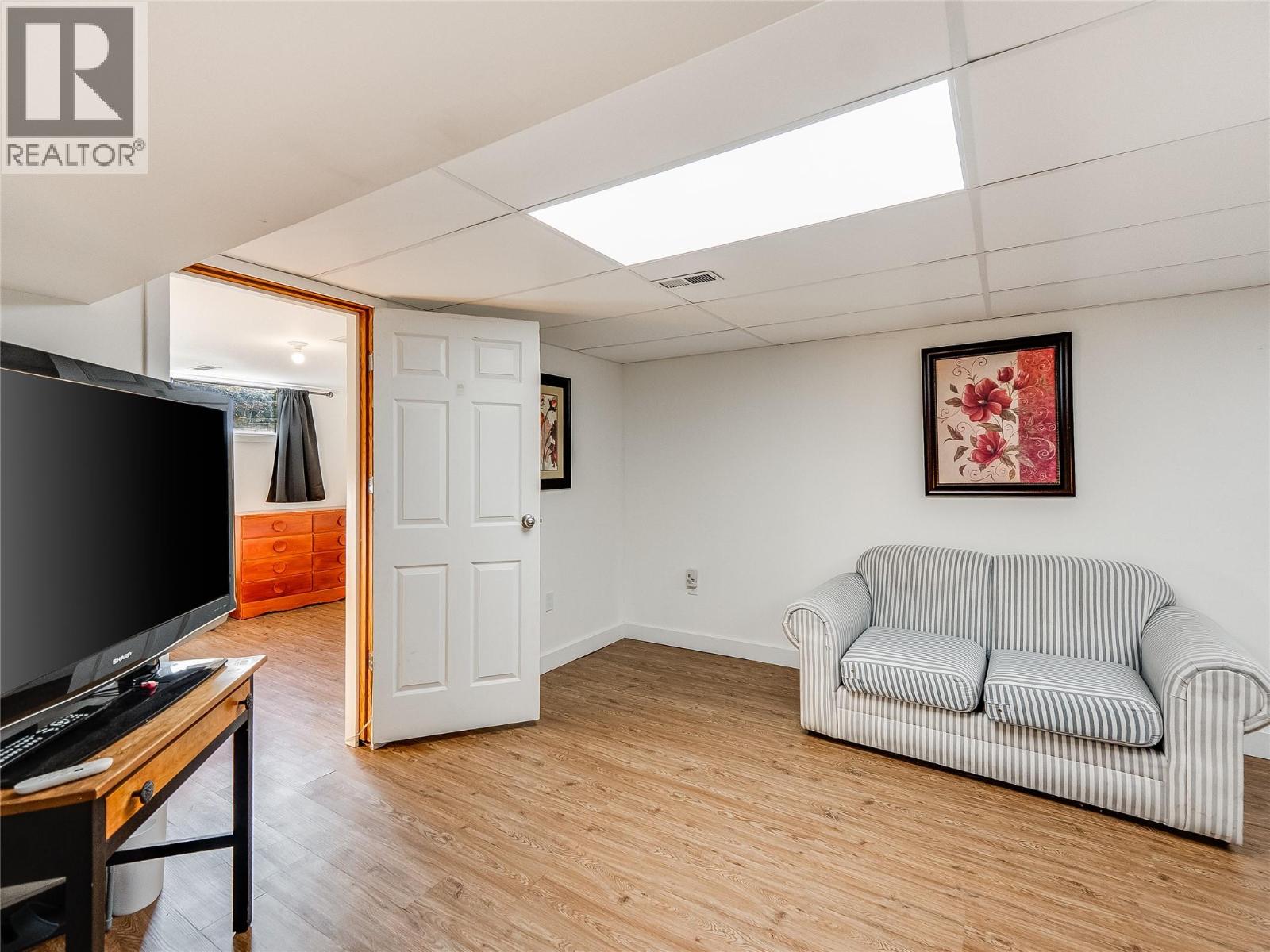 567 7th Avenue, Castlegar