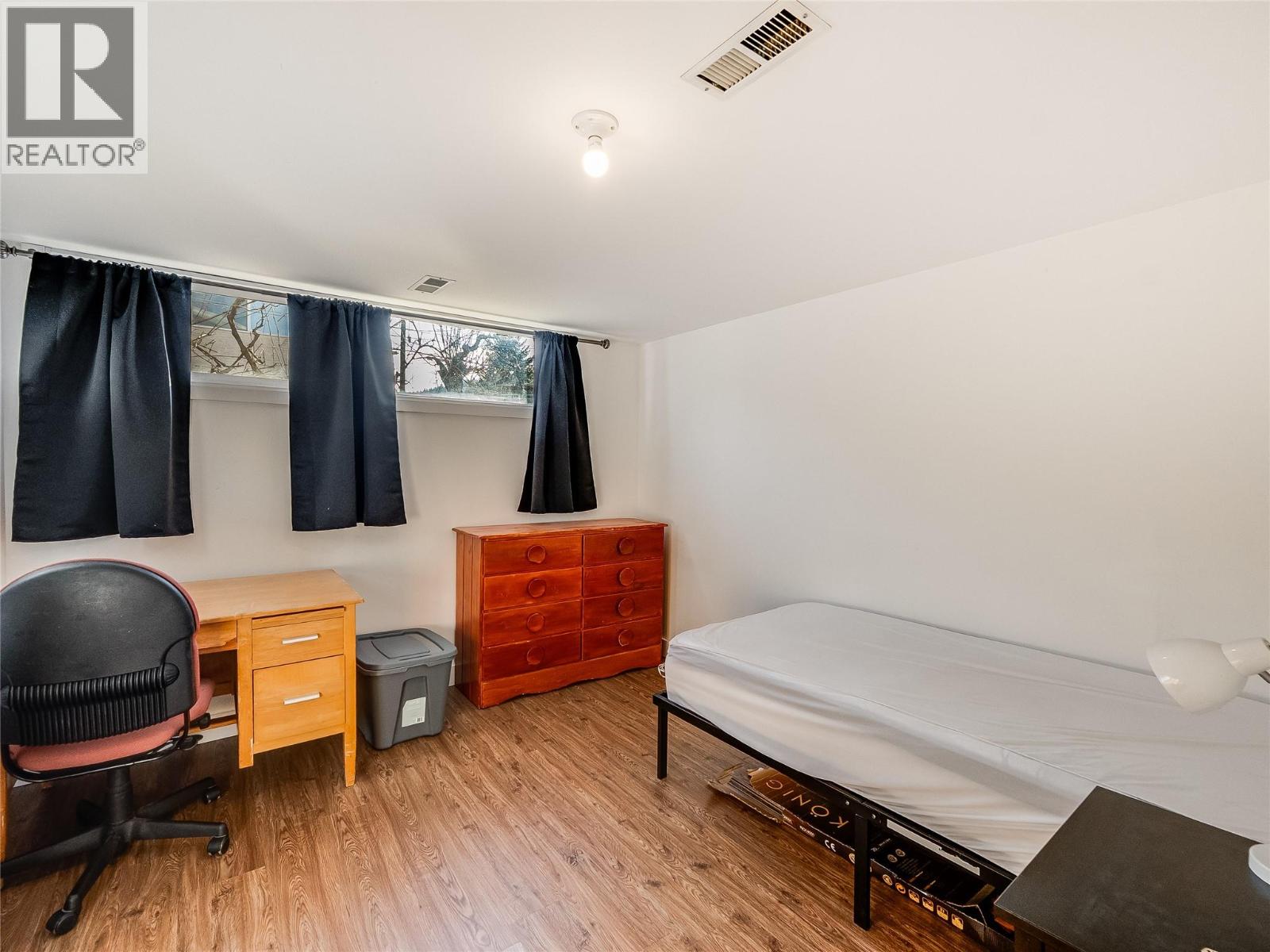 567 7th Avenue, Castlegar