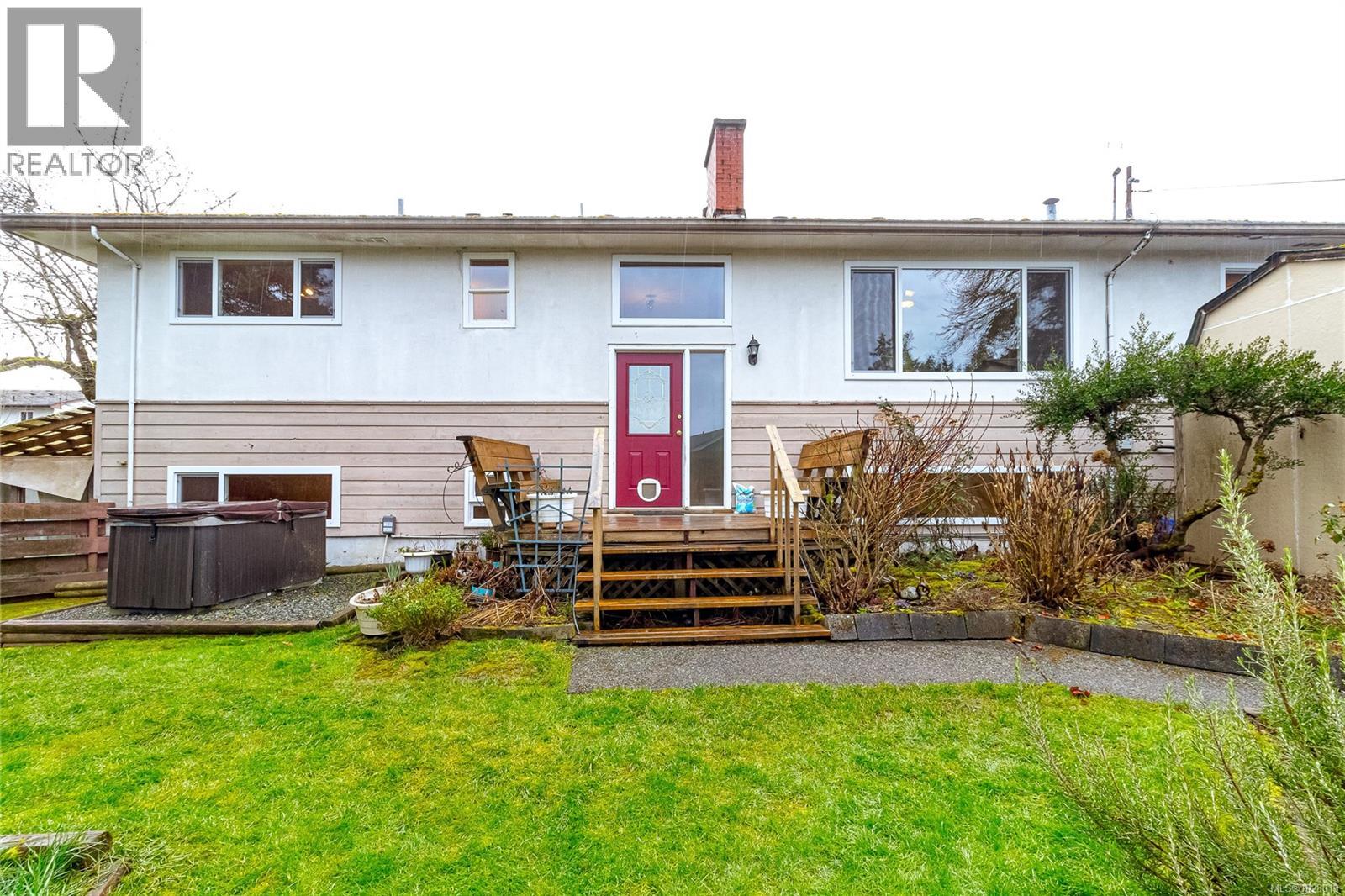 3030 DOGWOOD RD - Image 2