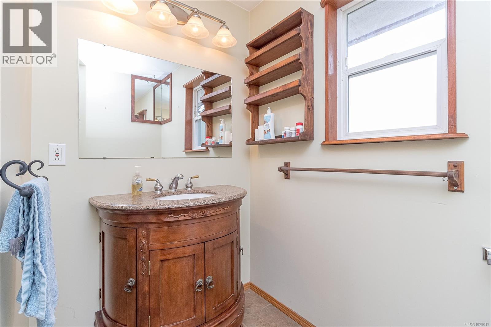 3030 DOGWOOD RD - 32