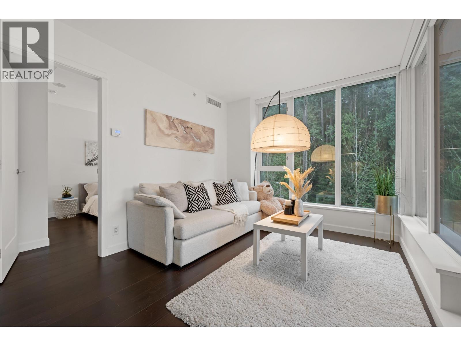 307 3355 BINNING Road - photo 2