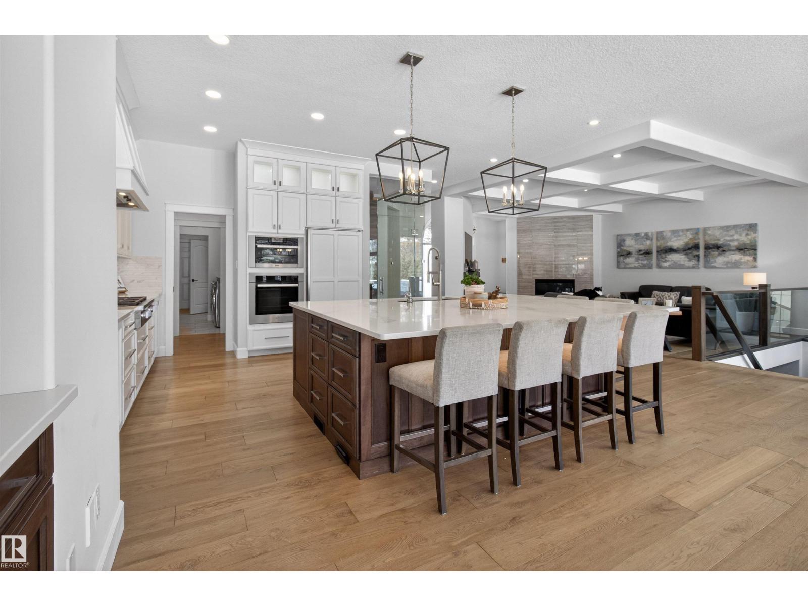 525 ESTATE DR, Sherwood Park