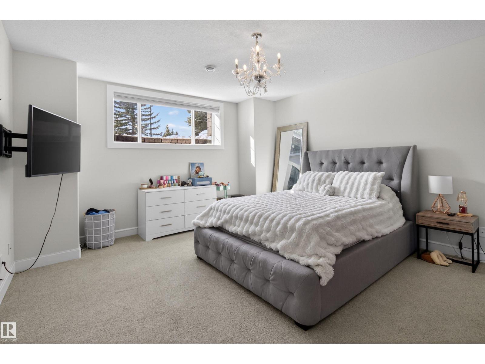 525 ESTATE DR, Sherwood Park