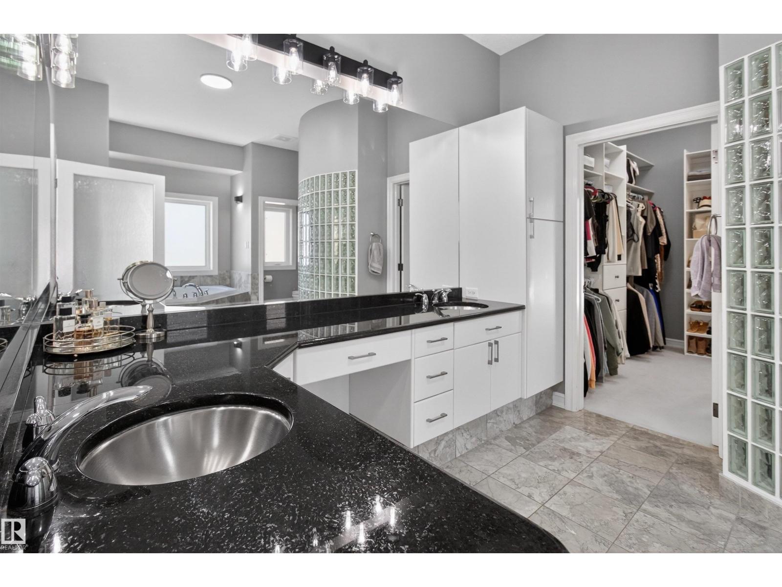 525 ESTATE DR, Sherwood Park