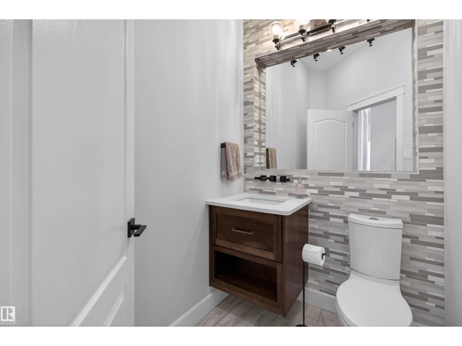 525 ESTATE DR, Sherwood Park