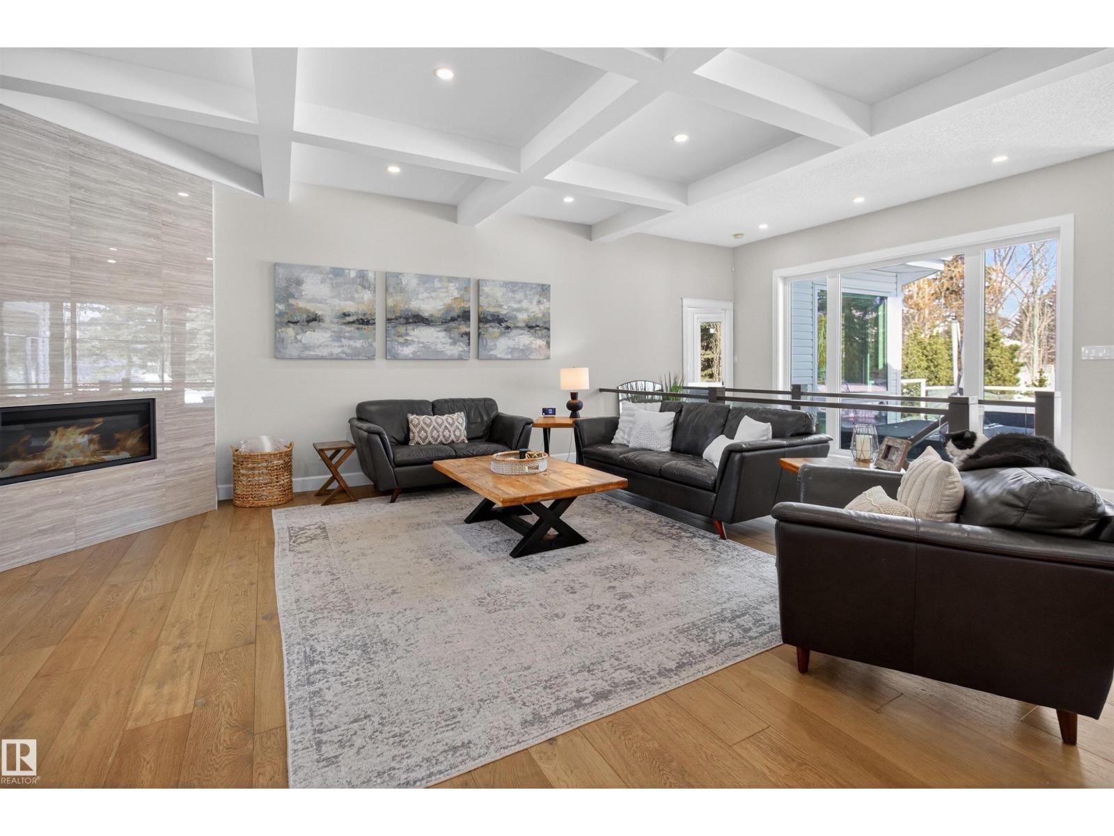 525 ESTATE DR, Sherwood Park