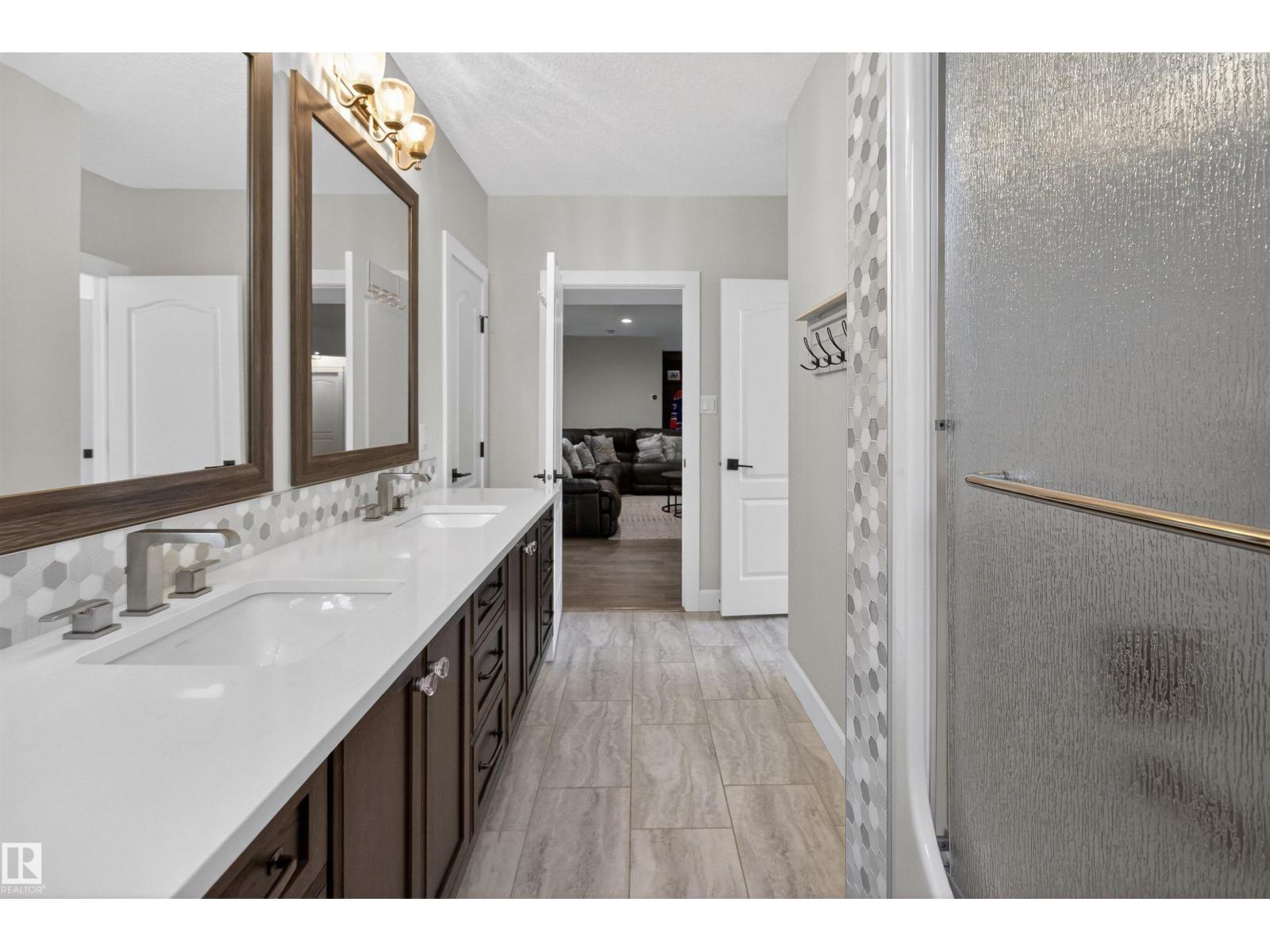 525 ESTATE DR, Sherwood Park