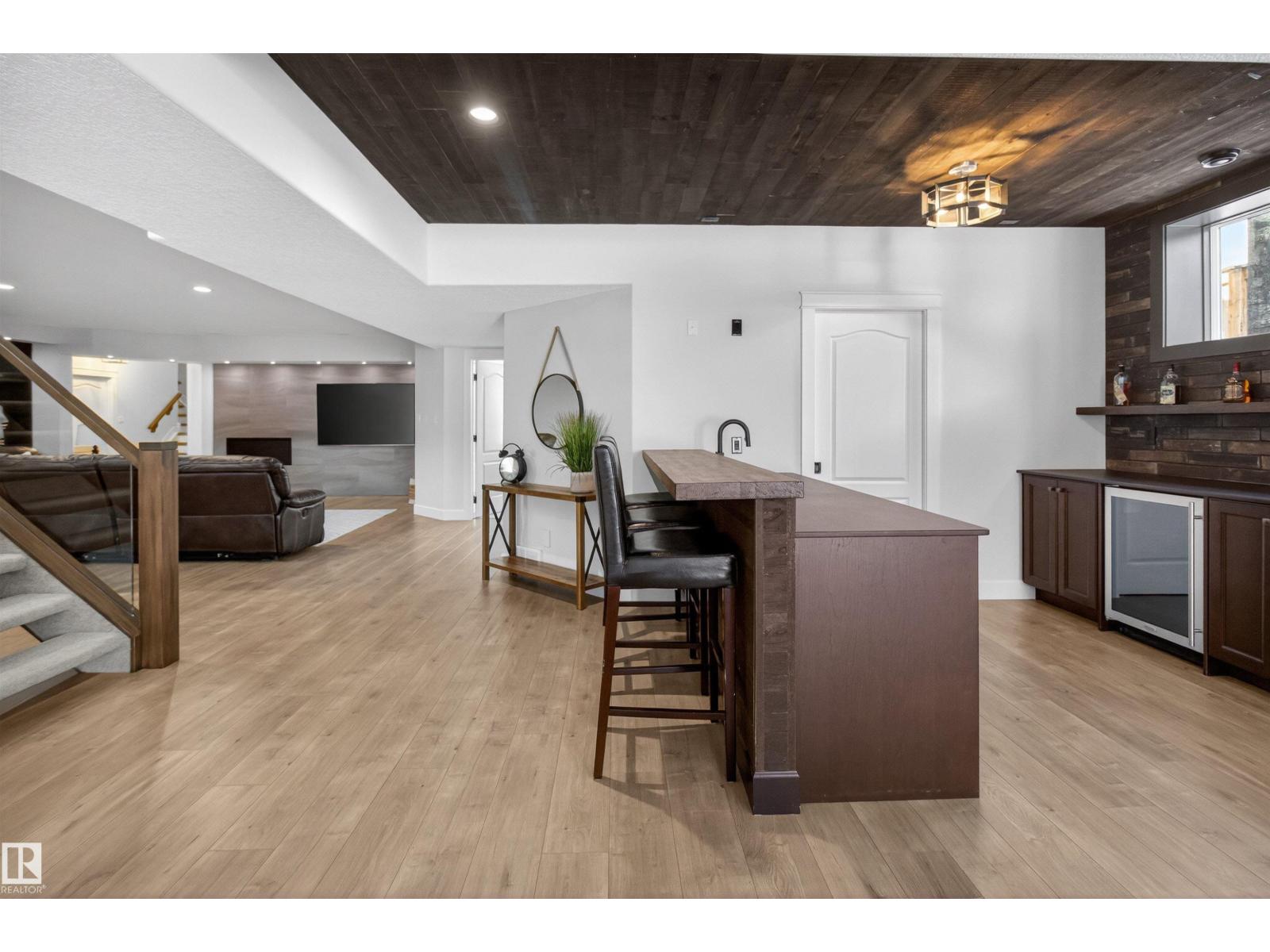 525 ESTATE DR, Sherwood Park