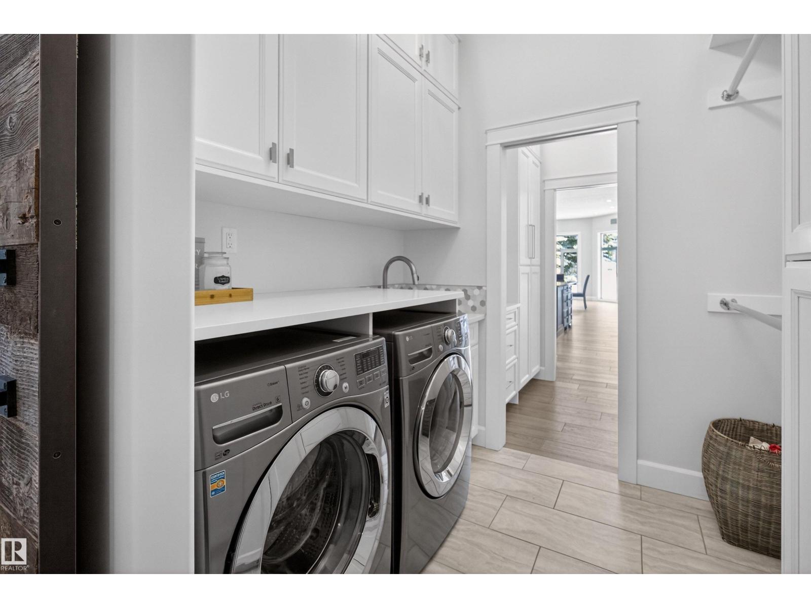 525 ESTATE DR, Sherwood Park