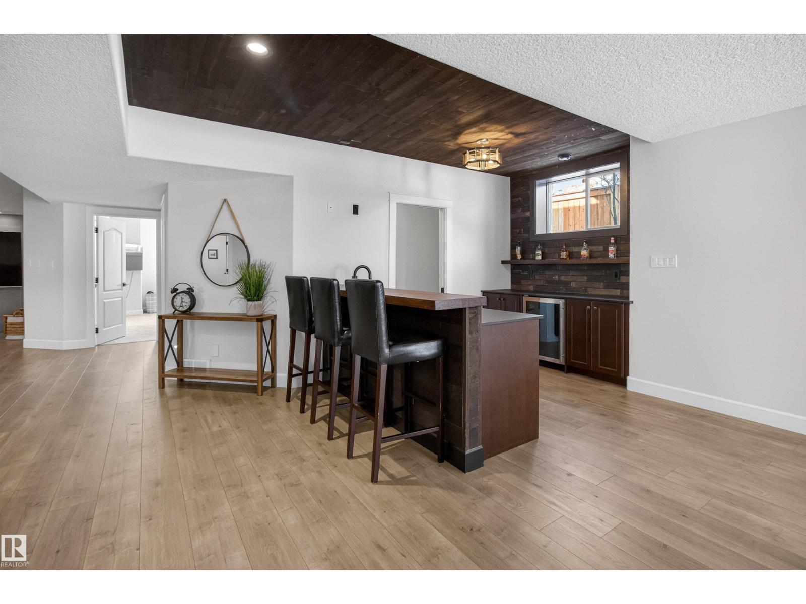 525 ESTATE DR, Sherwood Park