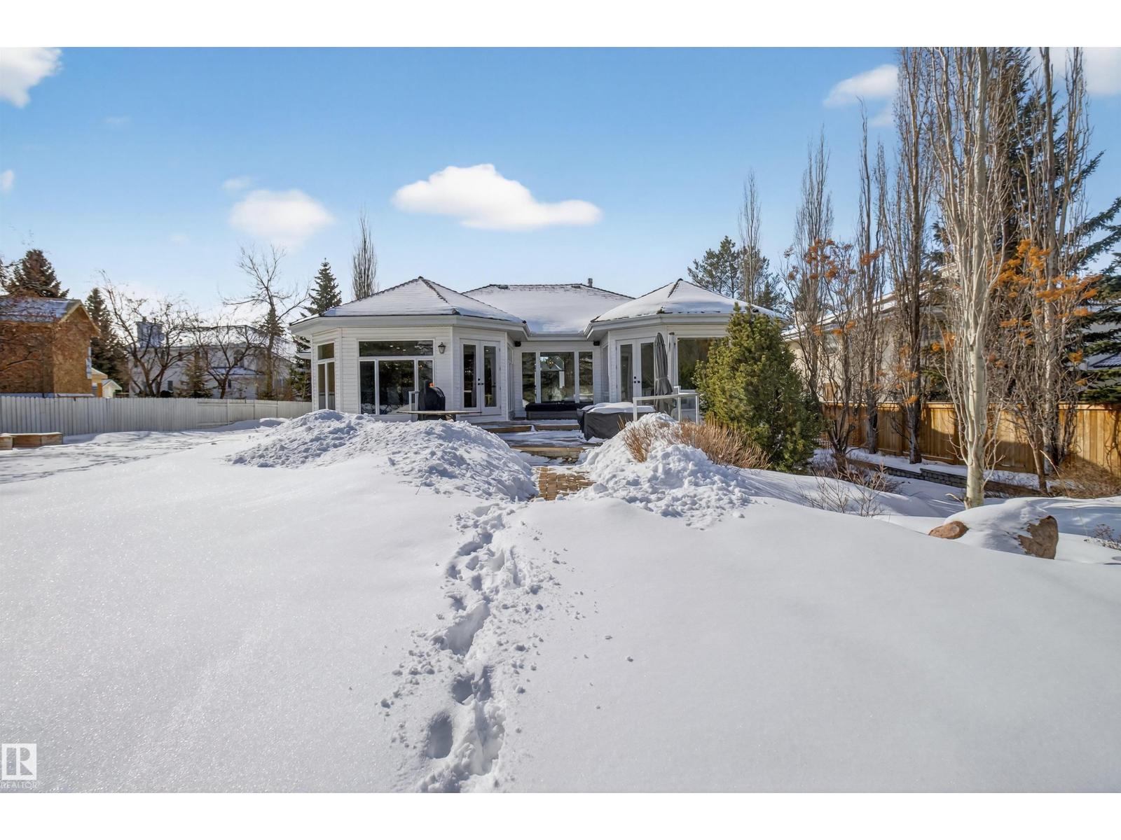 525 ESTATE DR, Sherwood Park