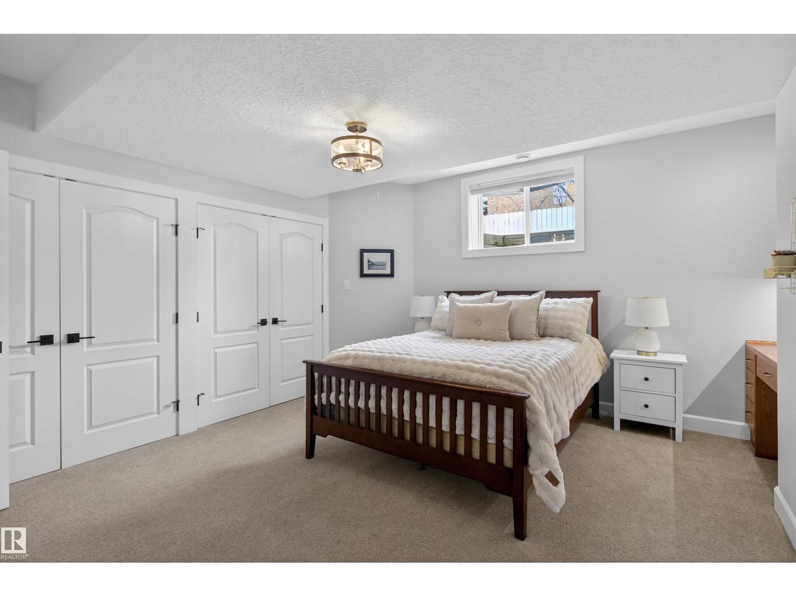 525 ESTATE DR, Sherwood Park