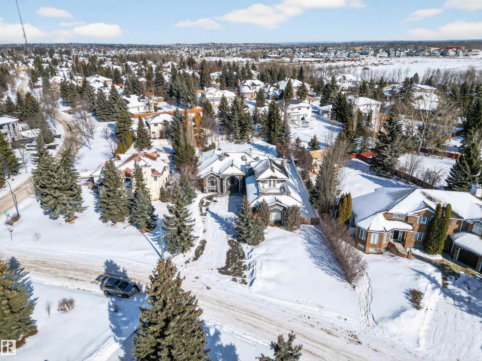 525 ESTATE DR, Sherwood Park