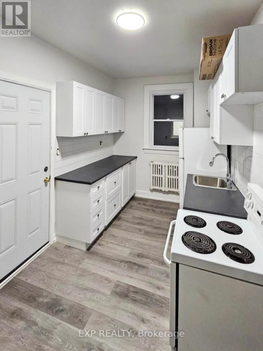 122-124 COBOURG STREET - 16