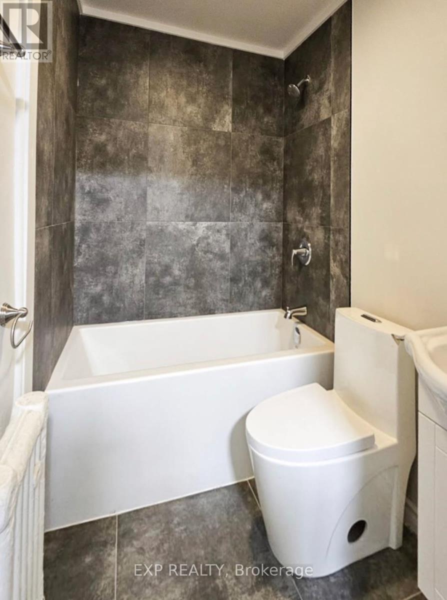 122-124 COBOURG STREET - 17