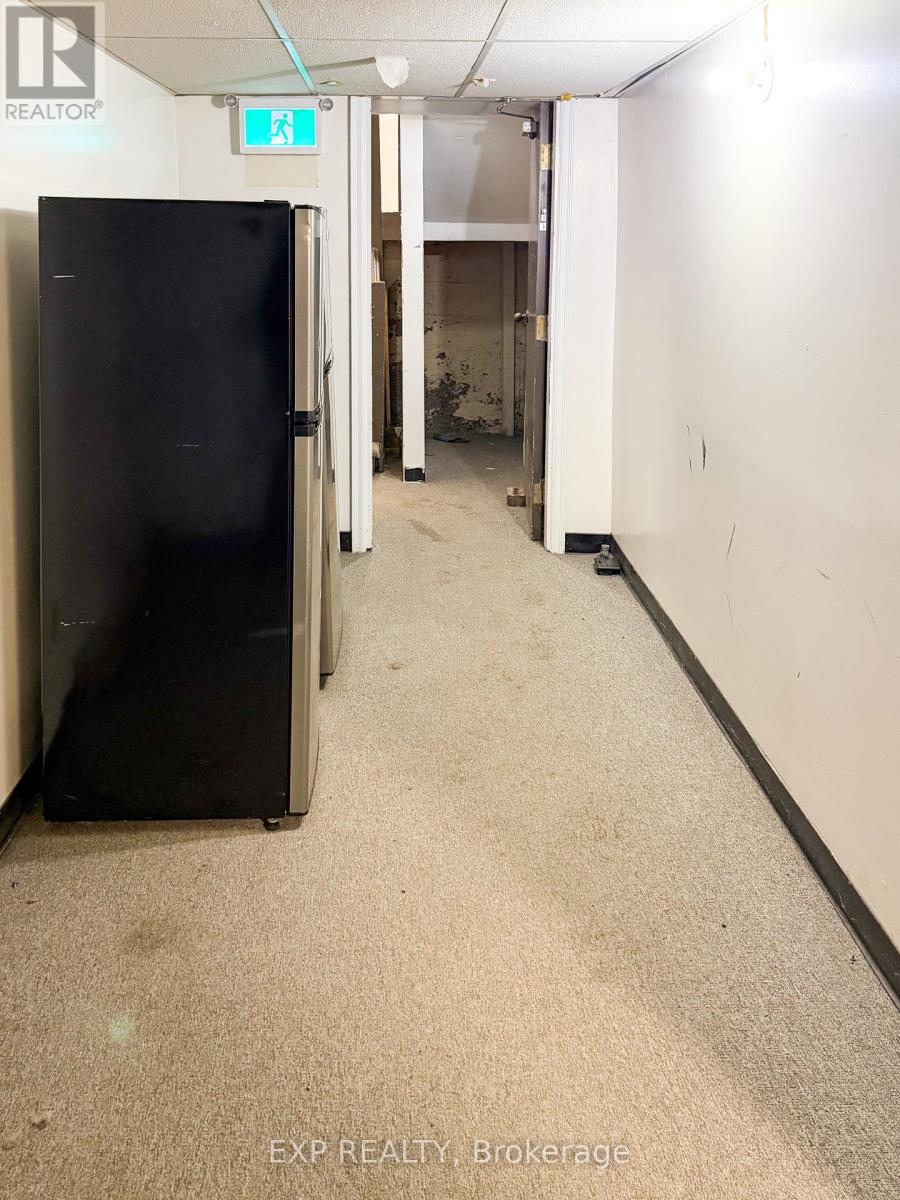 122-124 COBOURG STREET - 33