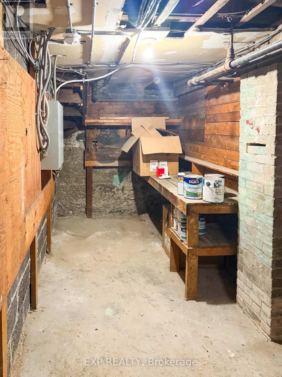 122-124 COBOURG STREET - 42