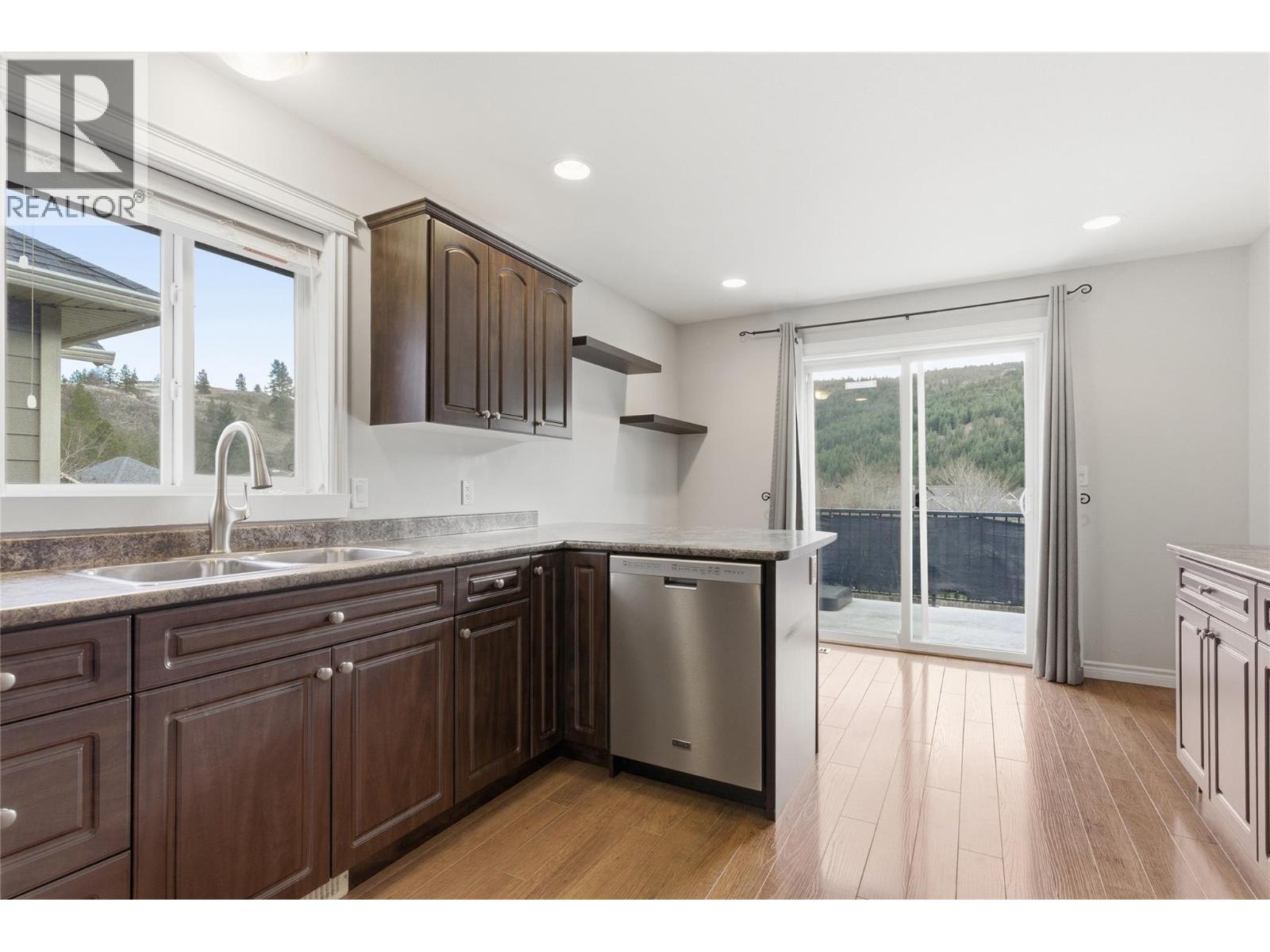 1808 PRIMROSE Crescent, Kamloops