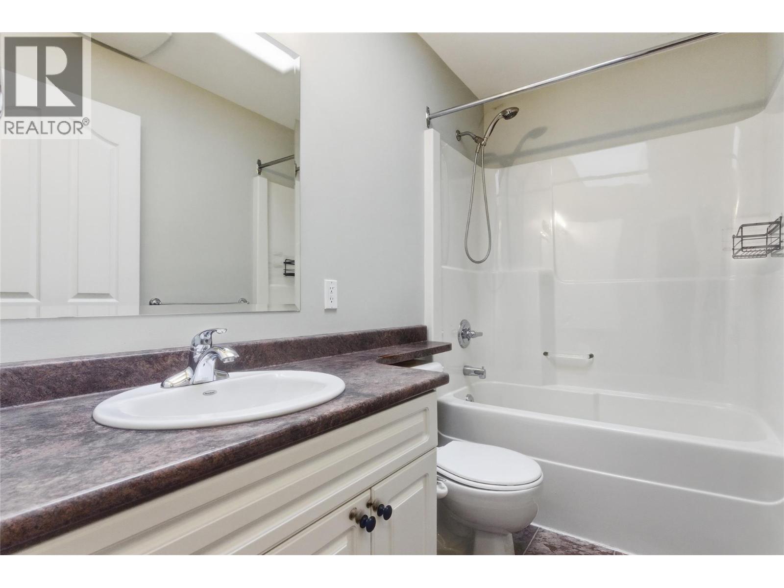 1808 PRIMROSE Crescent, Kamloops