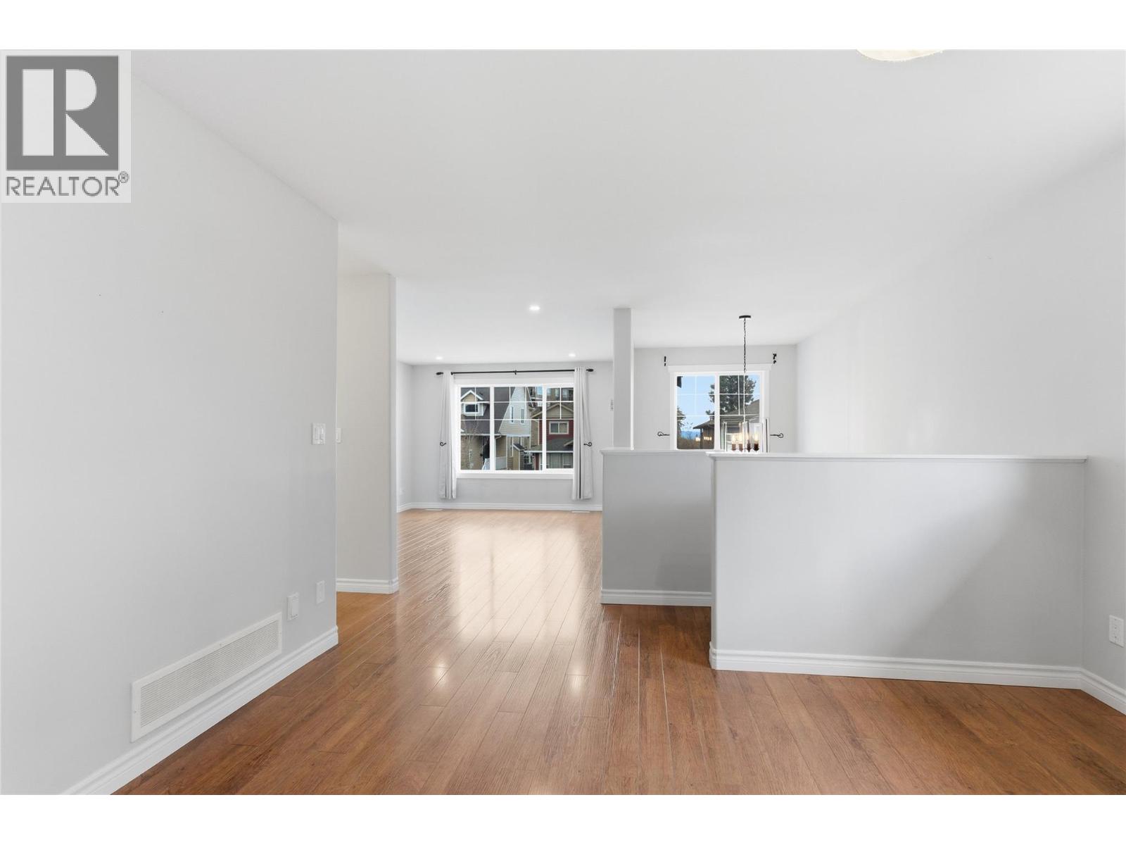 1808 PRIMROSE Crescent, Kamloops