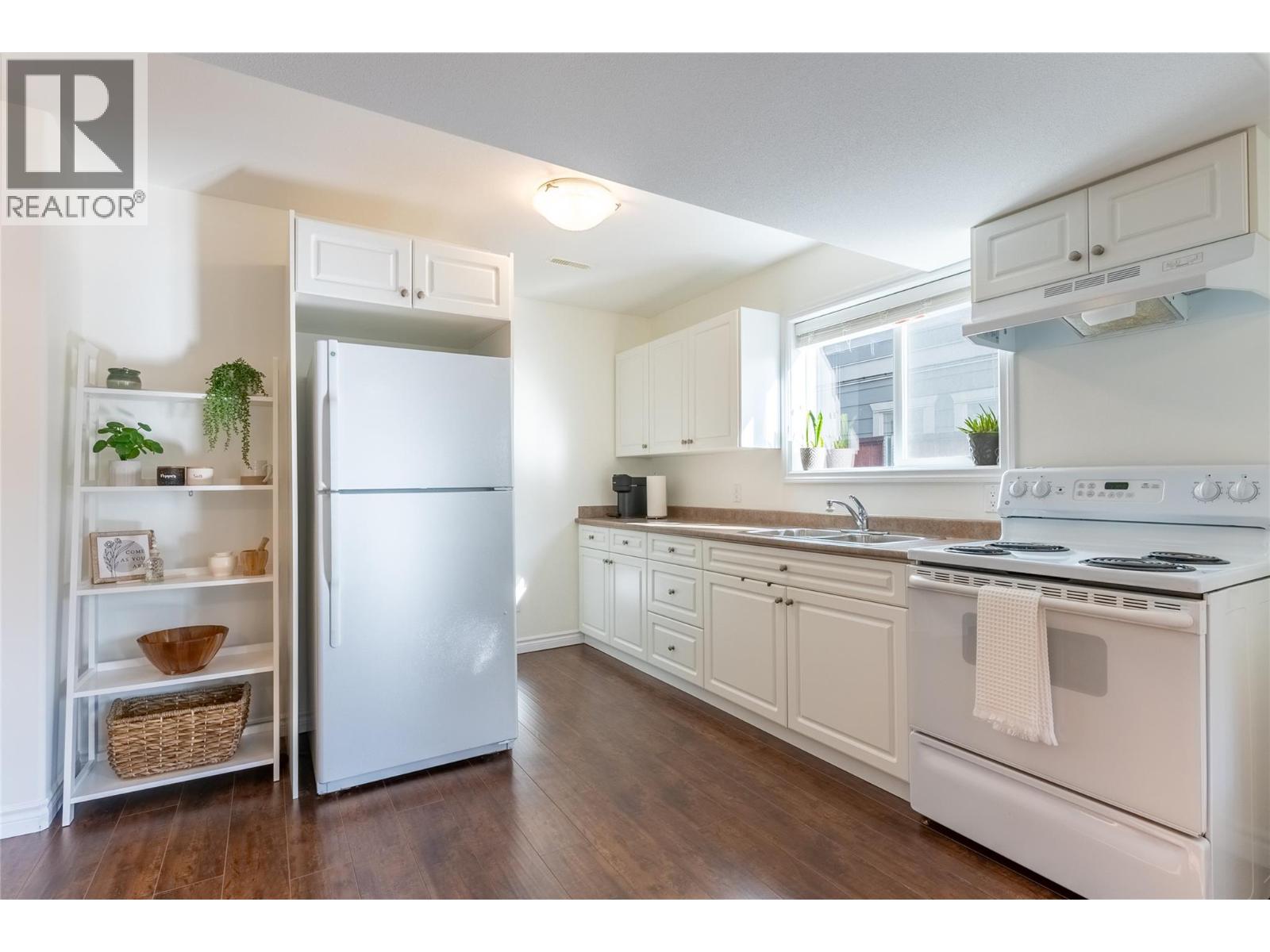 1808 PRIMROSE Crescent, Kamloops