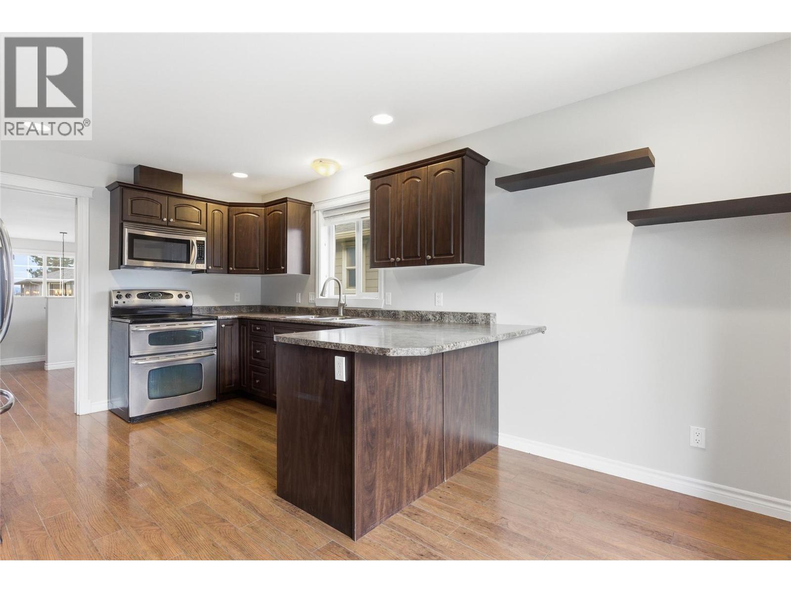 1808 PRIMROSE Crescent, Kamloops