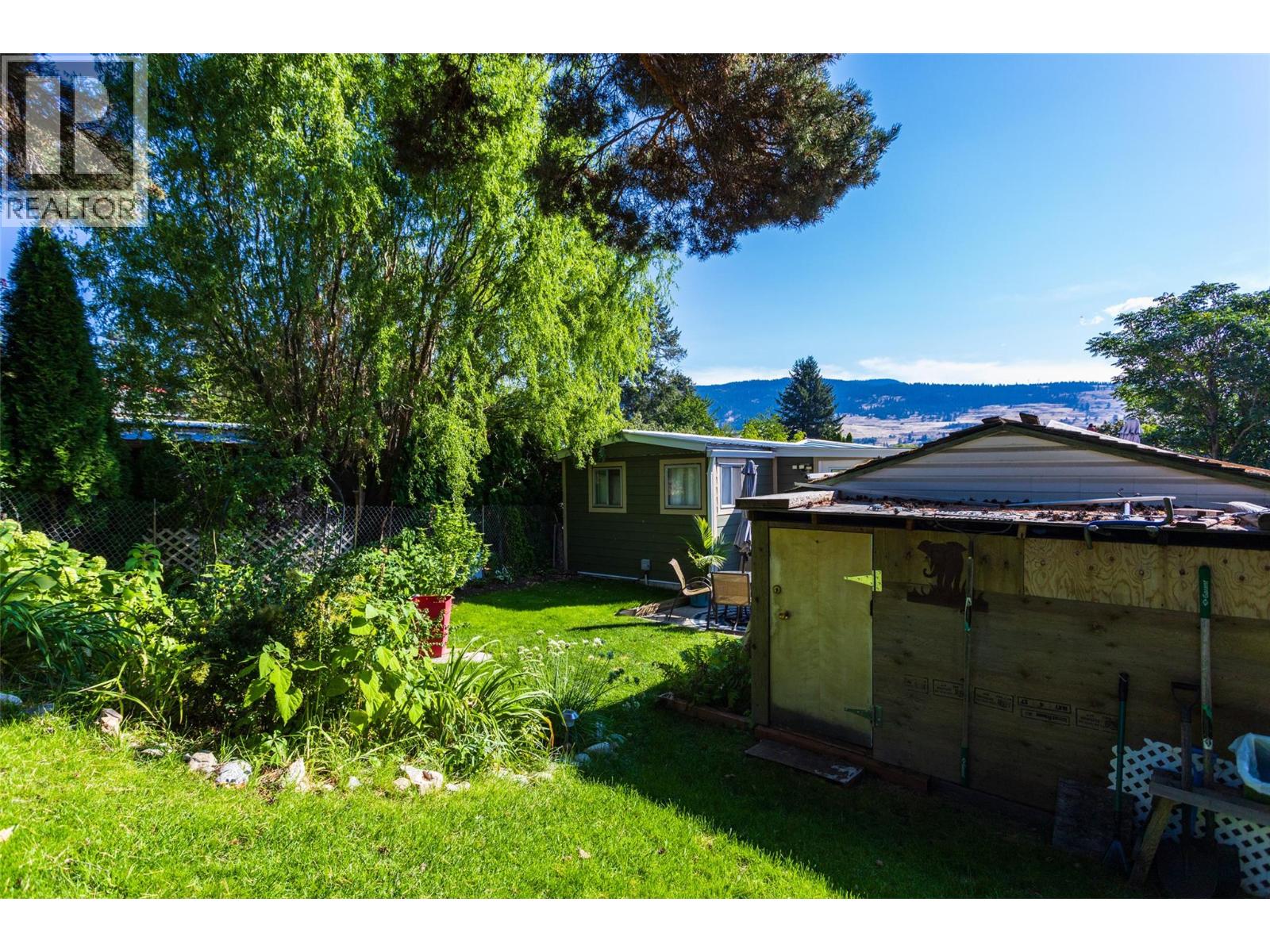 12022 Pretty Road Unit# 6, Lake Country