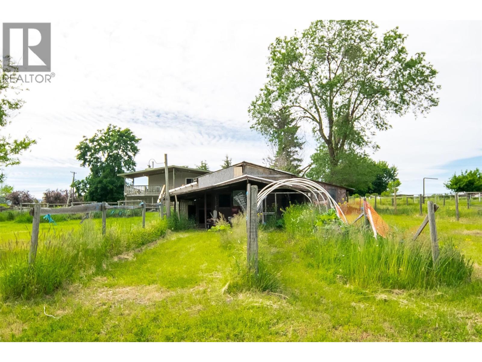  4816 South Grandview Flats Road, Spallumcheen