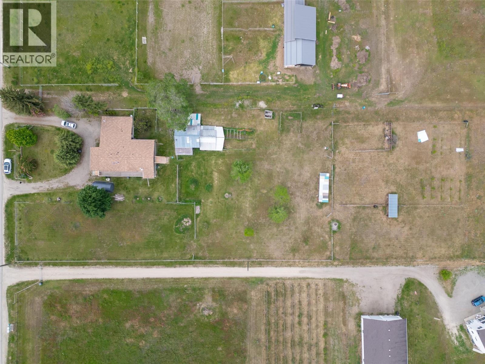  4816 South Grandview Flats Road, Spallumcheen