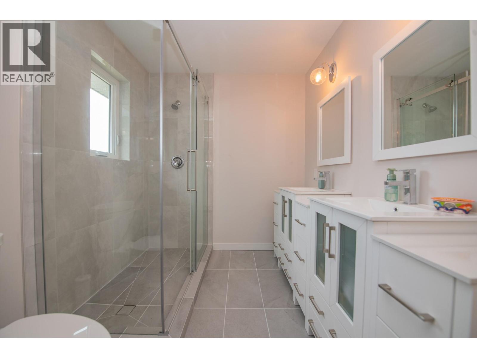 2224 Linea Crescent, Lumby