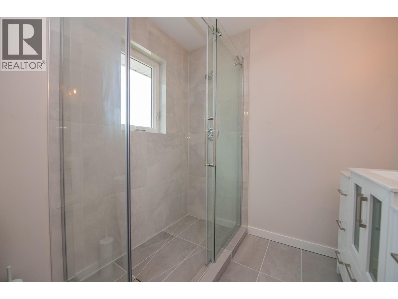 2224 Linea Crescent, Lumby