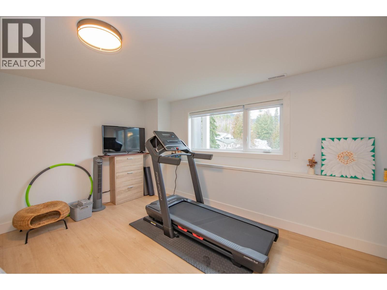 2224 Linea Crescent, Lumby