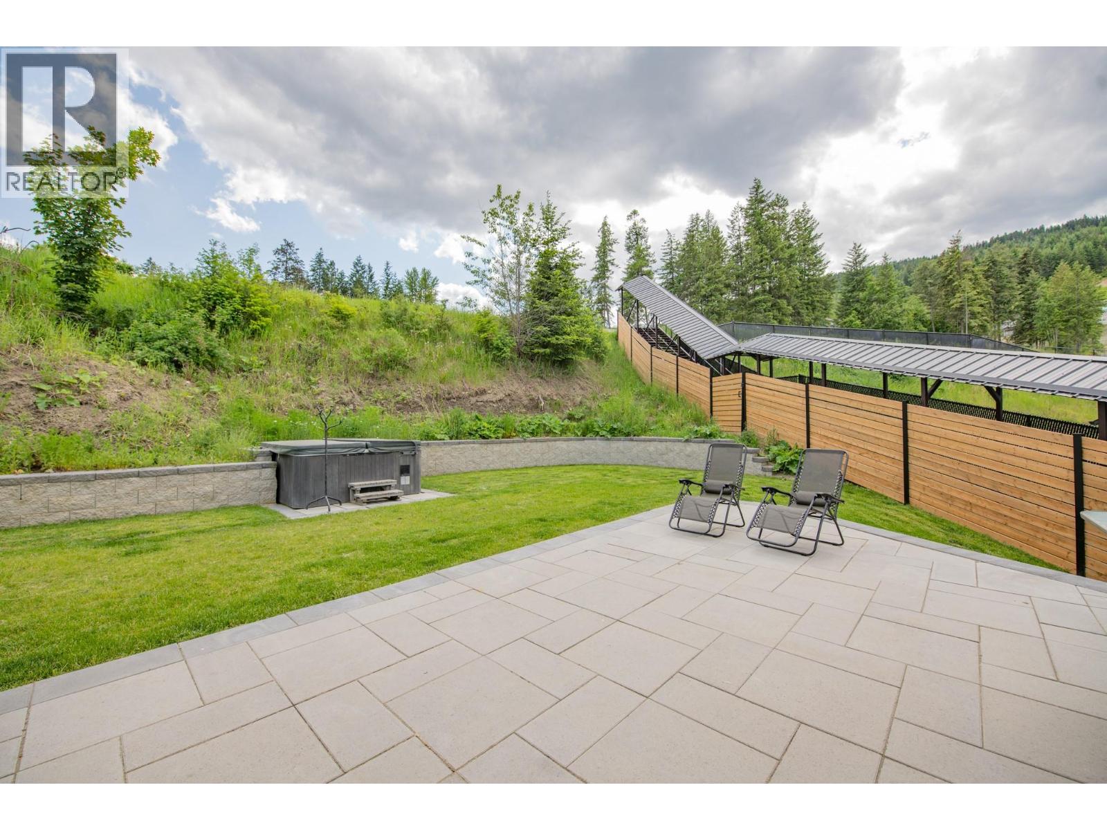 2224 Linea Crescent, Lumby