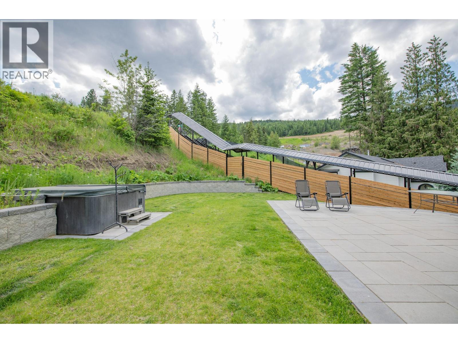 2224 Linea Crescent, Lumby