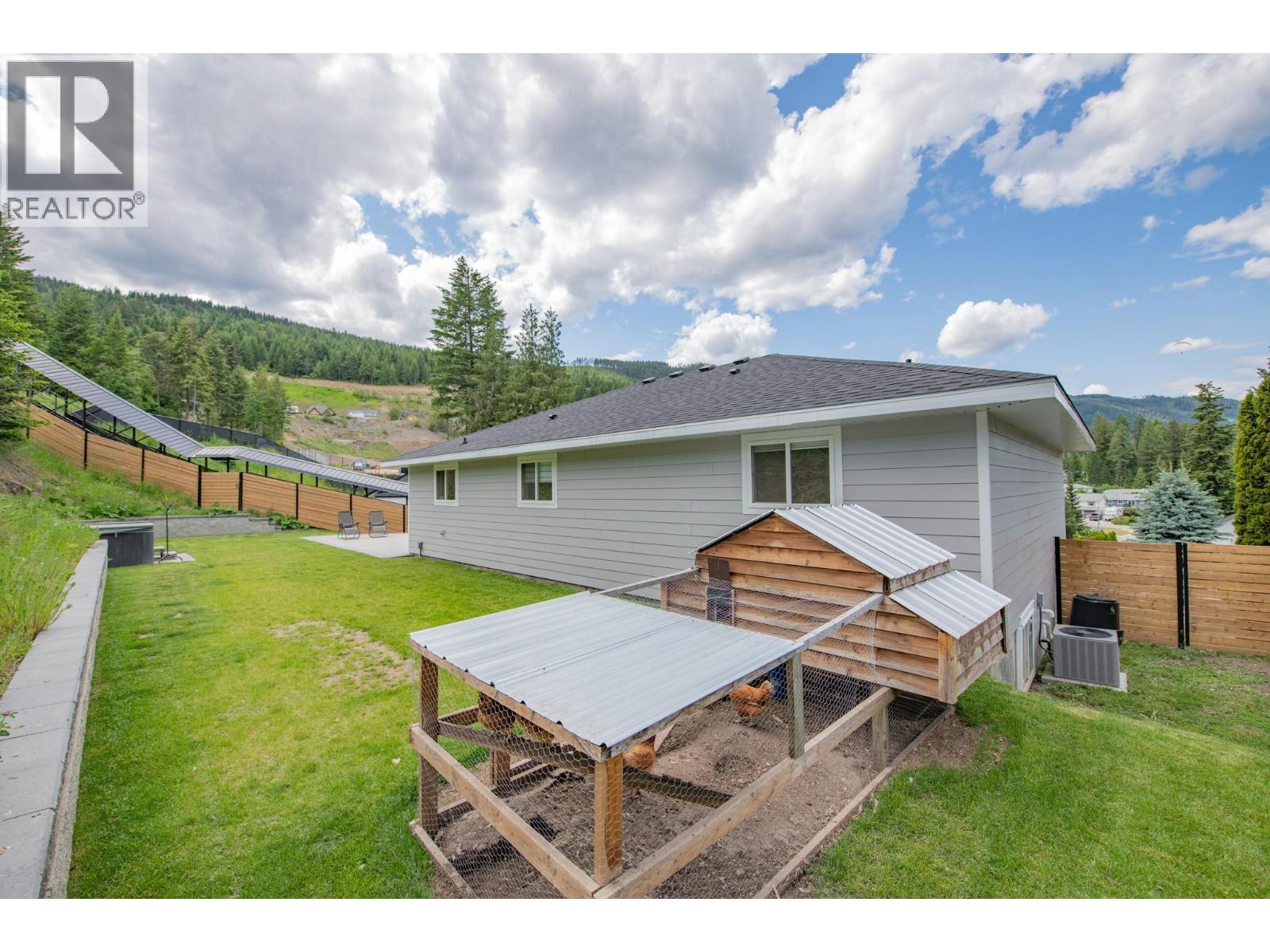 2224 Linea Crescent, Lumby