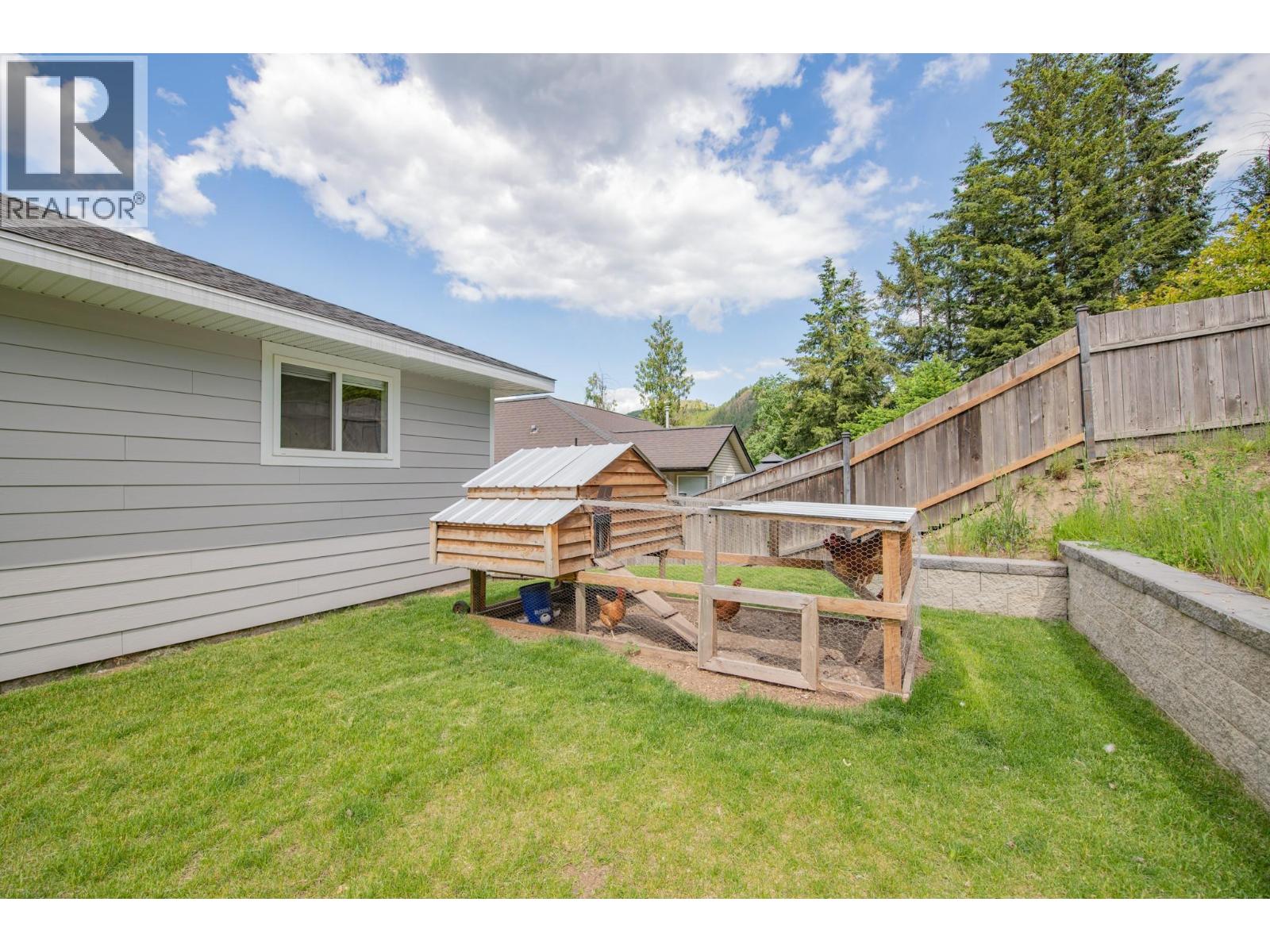 2224 Linea Crescent, Lumby