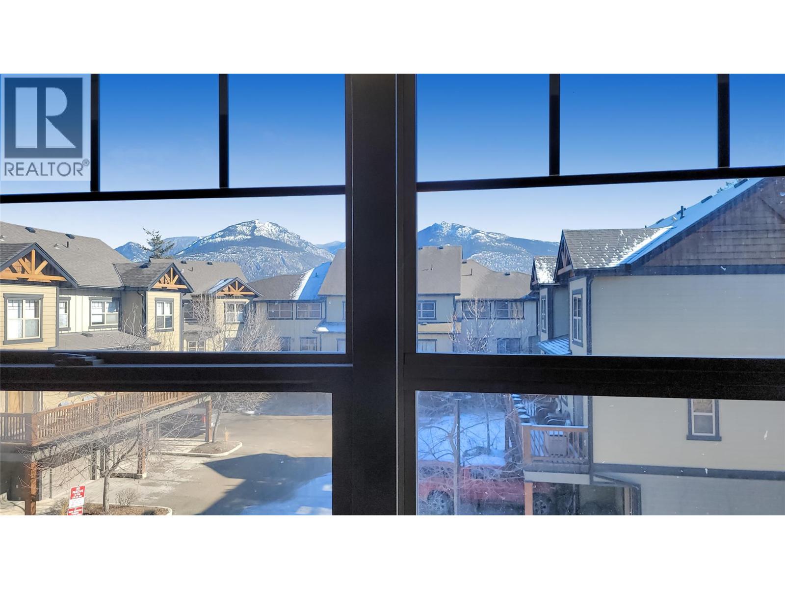 1000 9TH Street Unit# 10, Invermere