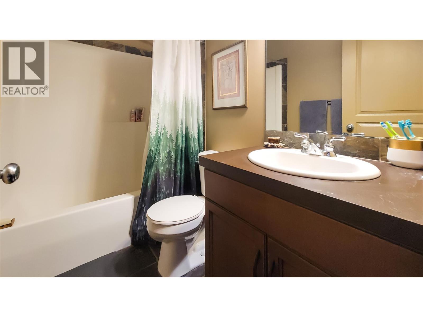 1000 9TH Street Unit# 10, Invermere